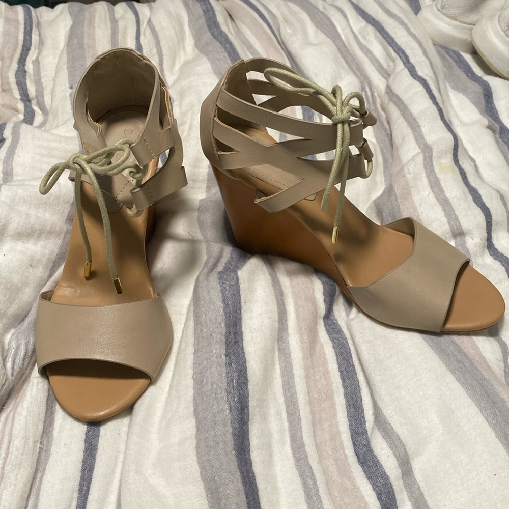 Bamboo women’s strappy wedges